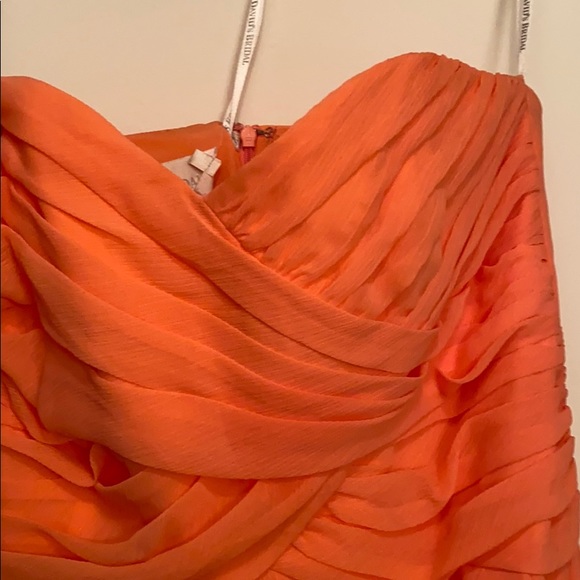 Coral color dress - Picture 2 of 4